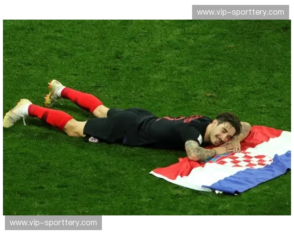 穿越时光的史诗对决：为何“勇士vs骑士录像”依然是篮球迷永恒的“精神食粮”？